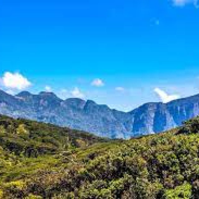 Knuckles Five Peak Summit Trekking